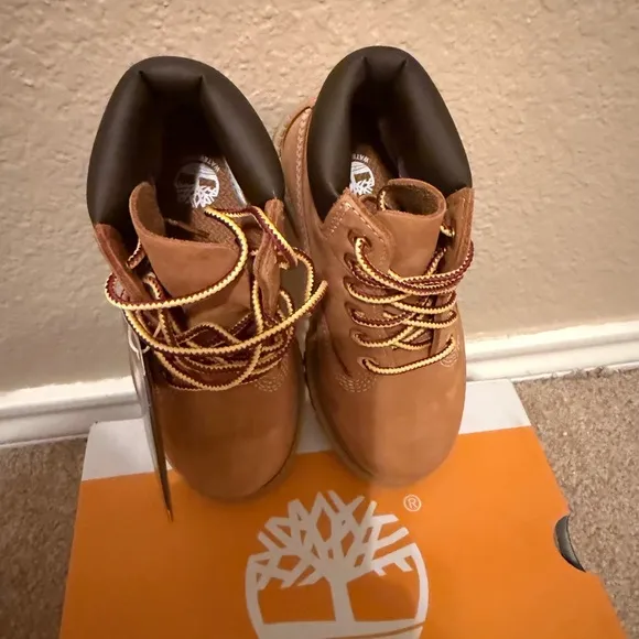 Brand NWT Timberland premium 6 inch waterproof boot wheat Nubuck! Never worn.