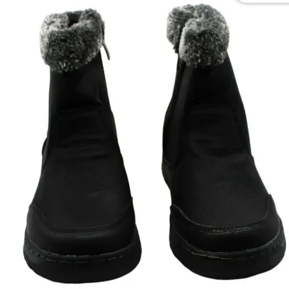 BRAND NEW  KHOMBU ADDISON ALL WEATHER BOOT