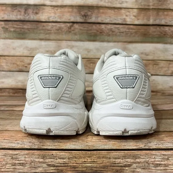 Brook Addiction Walking Shoes