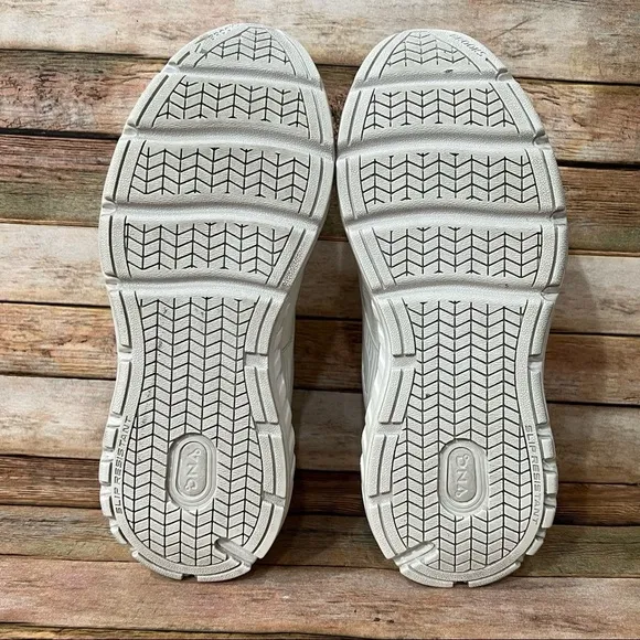 Brook Addiction Walking Shoes