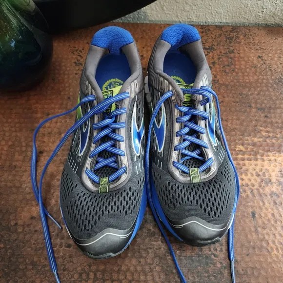 Brooks Ghost 9 Running Shoes