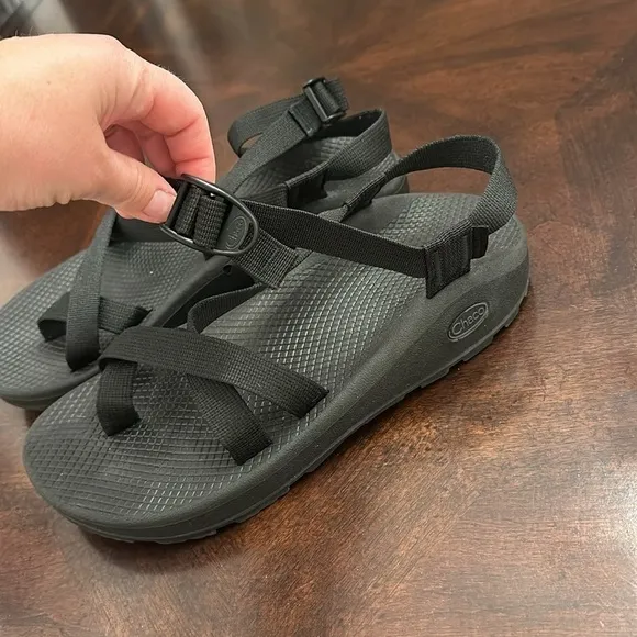 Chaco adjustable strap, classic sandal men’s size 9