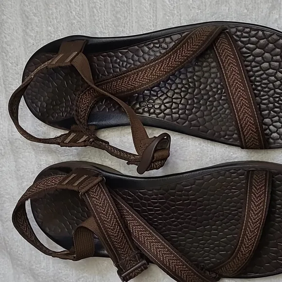 Chaco Men's Outdoor Casual  Sandals Size  14