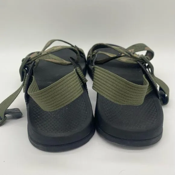 Chaco Men's size 11 Green Black Camo Strappy Sandals Outdoor Gorpcore Camping