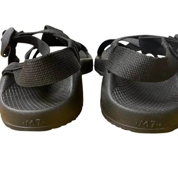 Chaco Men's Z/1 Adjustable Strap Classic Sandal Black  J105375  Sz 9