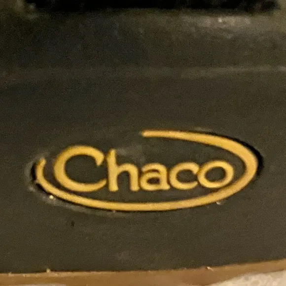 Chaco Sandals, Men’s Zcloud Black and Tan, Size 11
