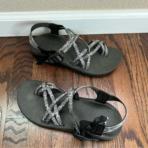 Chaco Sandals ZX/2 Hiking Outdoor Active Women’s Size 9 Gray/black J105566 $99,