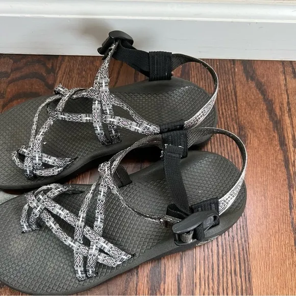 Chaco Sandals ZX/2 Hiking Outdoor Active Women’s Size 9 Gray/black J105566 $99,