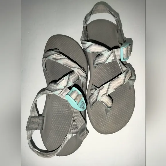 Chaco (Size 8) Multicolored &quot;Z/Cloud&quot; Adjustable Strap Open Toe Outdoor Sandals
