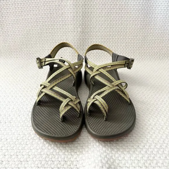 Chaco Women ZX2 Classic Strappy Outdoor Sandals in Pully Gold Size 10 JCH108074