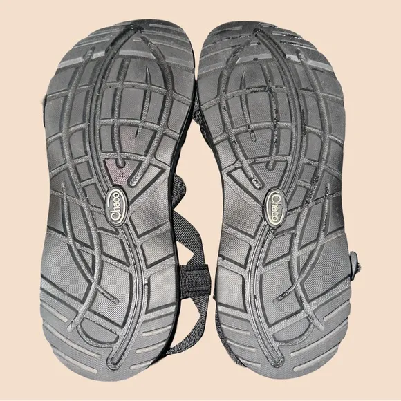 Chaco Women's Z/Cloud 2 Adjustable Strap Cushioned Sandal Black Size 10