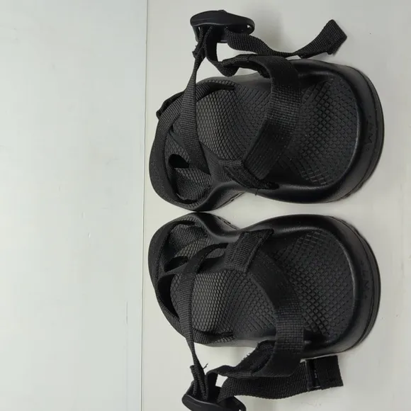 Chaco Z/2 classic strappy sandals womans size 7 EU 38