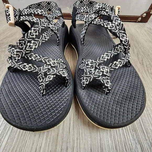 Chaco ZX2 Classic Outdoor Sandals size 8