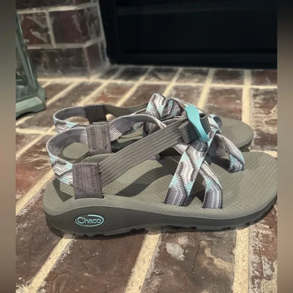Chaco’s Womens Z/2 Classic Strappy Hiking Outdoors Sandals Teal Gray Aztec Sz 6