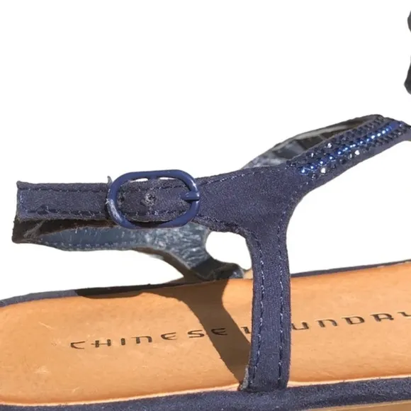 Chinese Laundry Blue Strap with Buckle Casual Wear Summer Thong Sandals Size 9.5