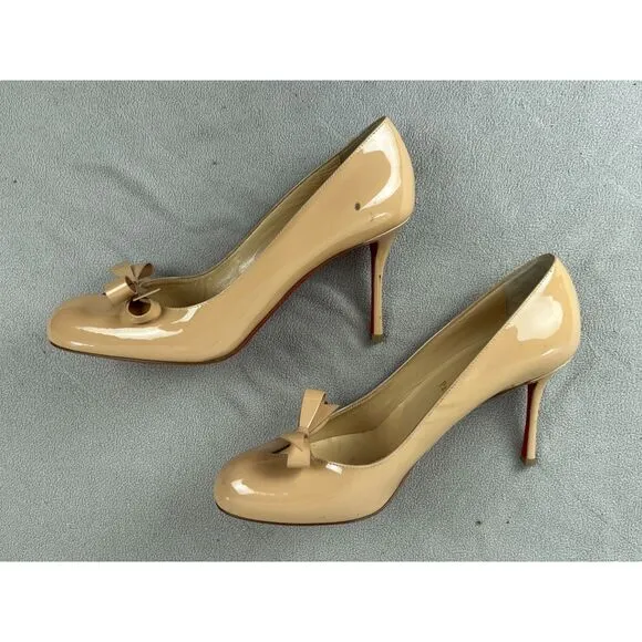 Christian Louboutin Tan Red Bottom Stilleto Bow Heels Shoes   Women's Size 40