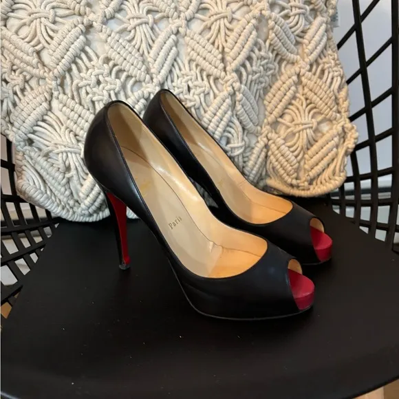 Christian Louboutin Very Prive 120 Black Heels