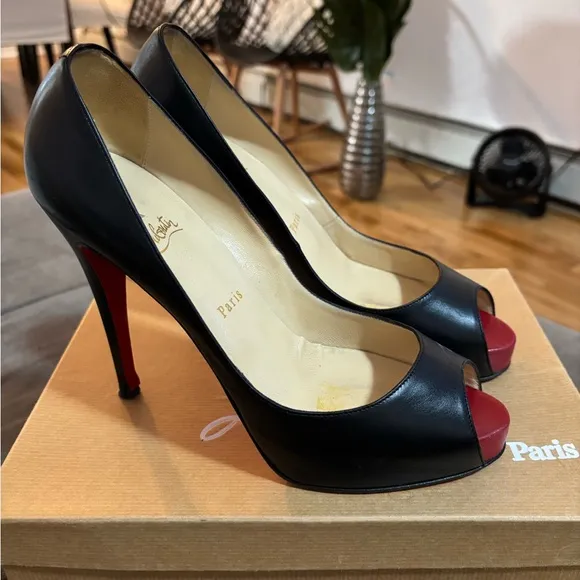 Christian Louboutin Very Prive 120 Black Heels