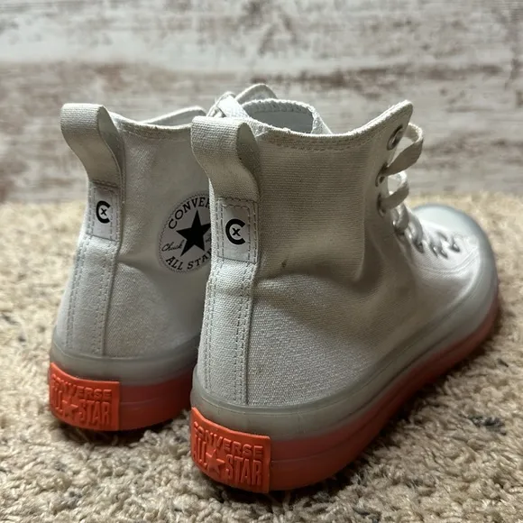 Chuck Taylor All Star CX (Men)Unisex High Top ShoeColor:White/Clear/Wild Mango