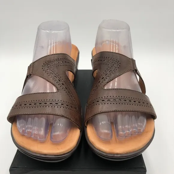 Clarks Sandals Slides Low Heel Women's Size 11 M Brown Leather Style 80084