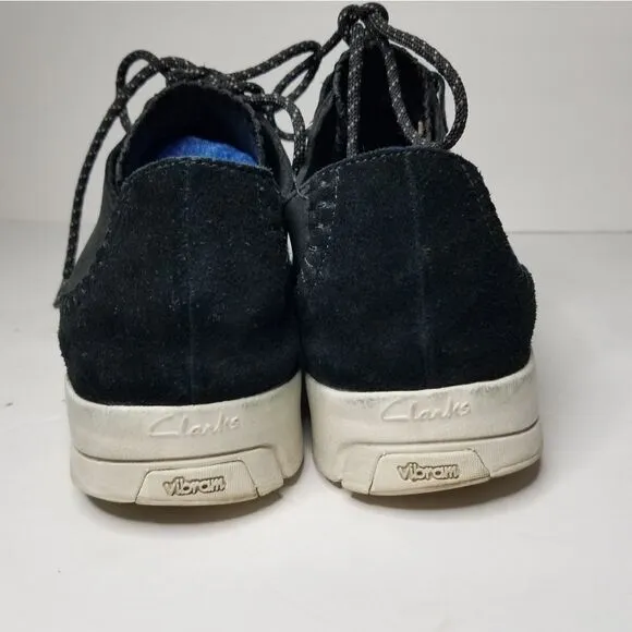 Clark's men's size 10.5 comfort shoes with vibram sole