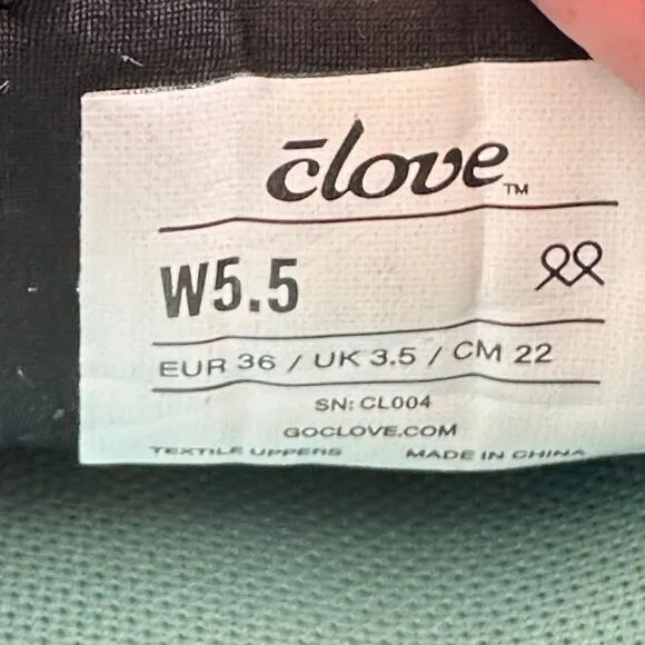 Clove Nursing Classic Sneaker Night Shift Shoes Black White Blue Women 5.5