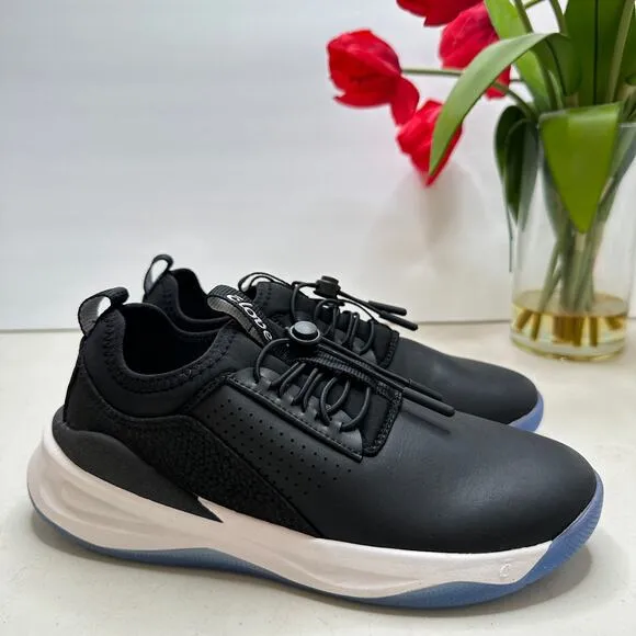 Clove Nursing Classic Sneaker Night Shift Shoes Black White Blue Women 5.5