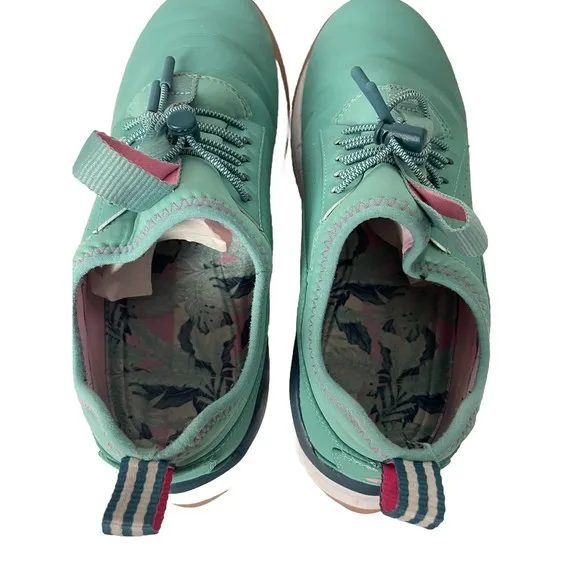 Clove Shoes Limited Edition Pacific Palm Leather Nursing Sneaker 10 C574