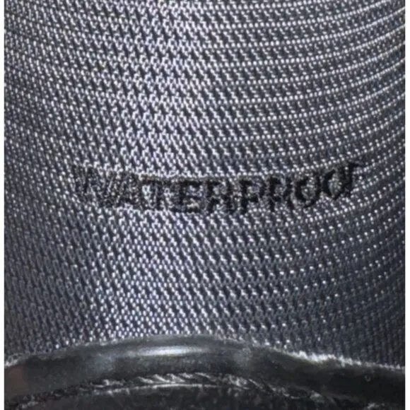 Columbia Minx Slip III Womens Slip On WP Insulated Winter Snow Boots Size 7.5