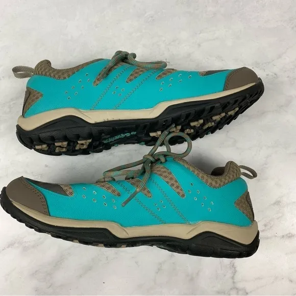 Columbia: PeakFreak Lace Up Outdoor Hiking Trail Tennis Shoes Sneakers Size 8