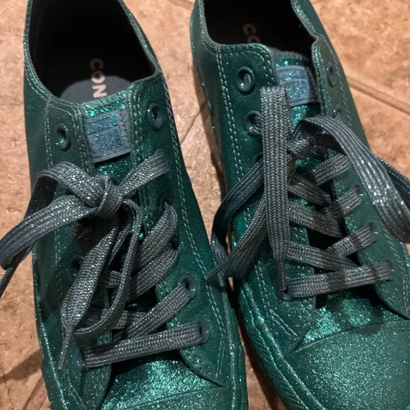 Converse All Star Low Brittany Blue Glitter Lace‎ Up Shoes Women’s Sz 8 (NEW)