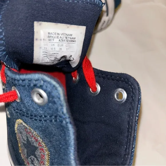 Converse Blue Denim Chuck Taylor All Star Hi Tops Sneakers kids size 11 Jean