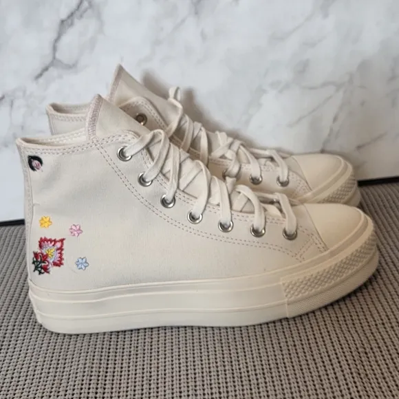 Converse Chuck Taylor All Star Hi Lift Floral Embroidery Women Sneaker Shoes 9