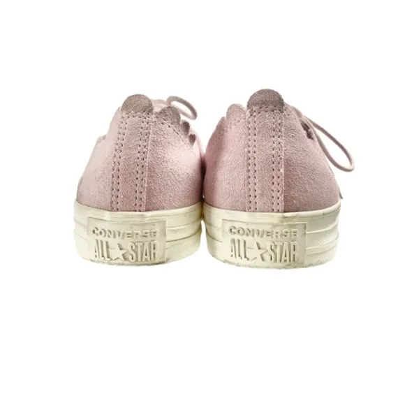 CONVERSE -  Chuck Taylor All Star Scallop in Pink suede Size 8