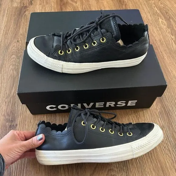 CONVERSE Chuck Taylor all star black leather lace up shoes sneakers women's 8