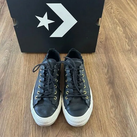 CONVERSE Chuck Taylor all star black leather lace up shoes sneakers women's 8