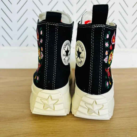 ⭐Converse Sz 11 Women's Shoes Run Star Hike Platform Floral Embroidery A02192C