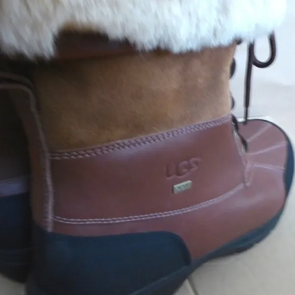 COPY - NEW UGG Butte Waterproof Leather Winter Boots