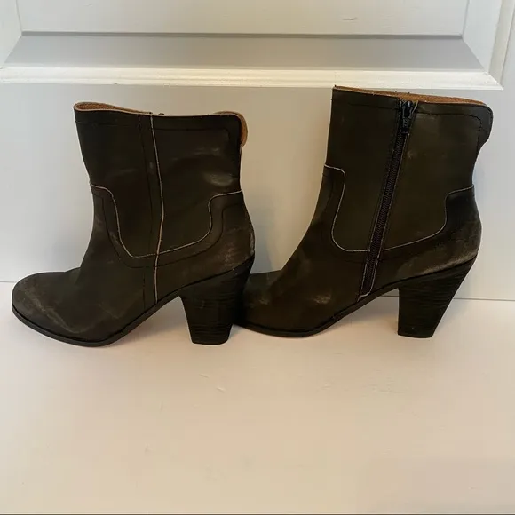 CORSO COMO NEW SHOES BOOTS ANKLE BLACK GRAY LEATHER DISTRESSED SIZE 9.5 M NWOT