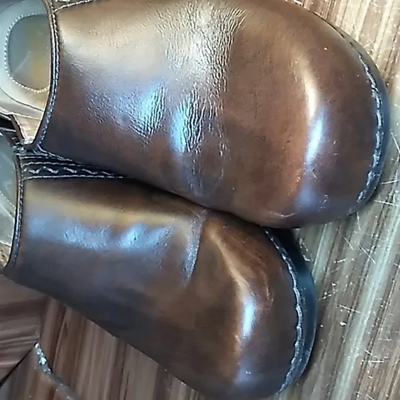 Dansko 38 brown nursing clogs mules office professional shoes 👞 8