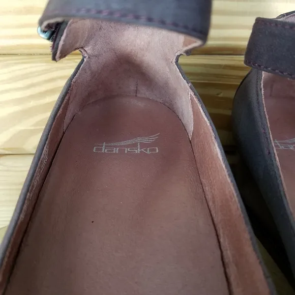 Dansko 40 EUR Shaylee Wedge Heel Ankle Strap Leather Comfort Shoes Waterproof