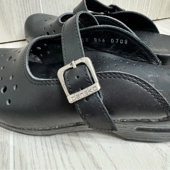 Dansko Black Leather Mary Jane Slip On Buckle Mule Clog Comfort Work Nursing 38