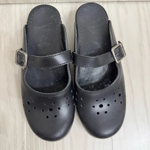 Dansko Black Leather Mary Jane Slip On Buckle Mule Clog Comfort Work Nursing 38