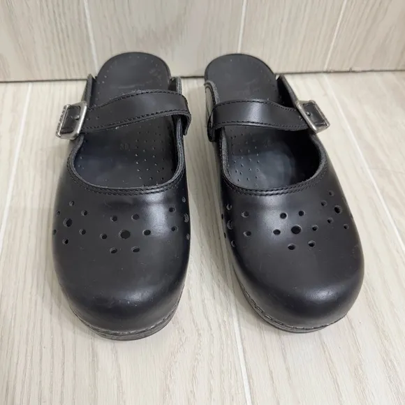 Dansko Black Leather Mary Jane Slip On Buckle Mule Clog Comfort Work Nursing 38