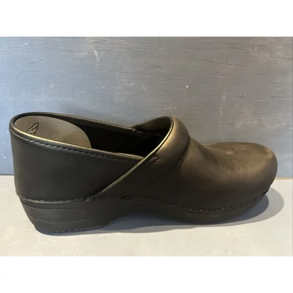 Dansko Clogs Women 41 US 10.5 11 XP 2.0 Professional Slip On Nursing Shoes black