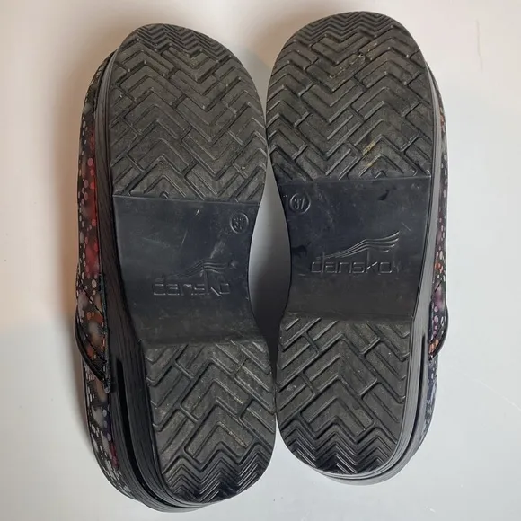Dansko Clogs Women’s 37 Black Multicolor Platform Mules Comfort Nursing Shoes