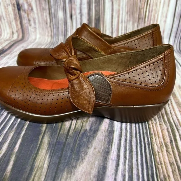 Dansko Cognac Leather Deidra Mary Jane Comfort Shoes