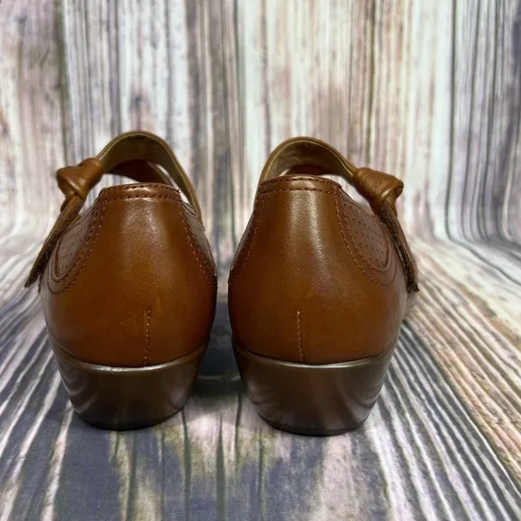 Dansko Cognac Leather Deidra Mary Jane Comfort Shoes