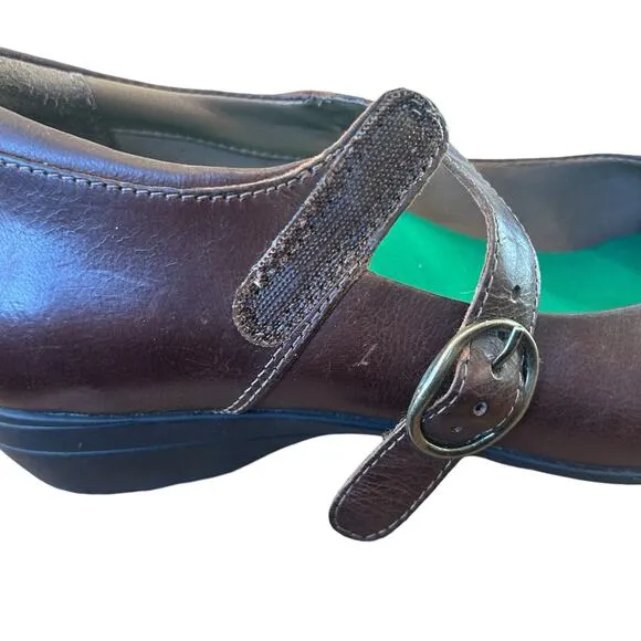 Dansko Fawna Mary Janes Comfort Shoes 7 US 37 EU Brown Minimalist Preppy Nurse