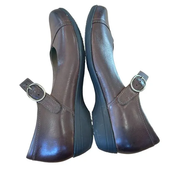 Dansko Fawna Mary Janes Comfort Shoes 7 US 37 EU Brown Minimalist Preppy Nurse